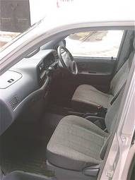 2002 Toyota Town Ace Photos
