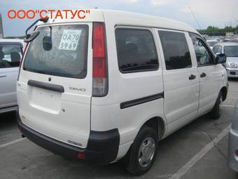 2002 Toyota Town Ace Pictures