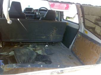 2002 Toyota Town Ace Photos