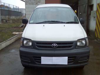 2002 Toyota Town Ace Pictures
