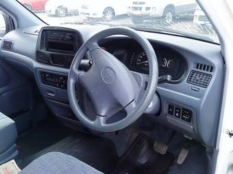 2002 Toyota Town Ace Pictures