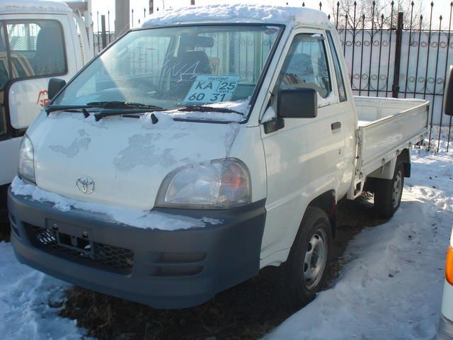 2003 Toyota Town Ace