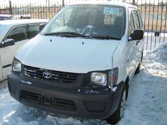 2003 Toyota Town Ace Pictures