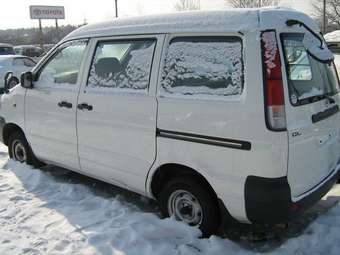 2003 Toyota Town Ace Wallpapers