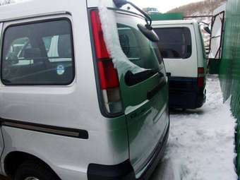 2003 Toyota Town Ace Photos