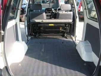 2003 Toyota Town Ace Photos