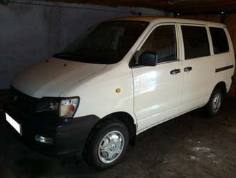 2003 Toyota Town Ace Images