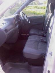 2003 Toyota Town Ace Photos