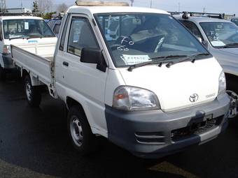 2003 Toyota Town Ace Photos