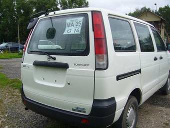 2005 Toyota Town Ace Pictures