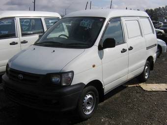 2005 Toyota Town Ace Pictures