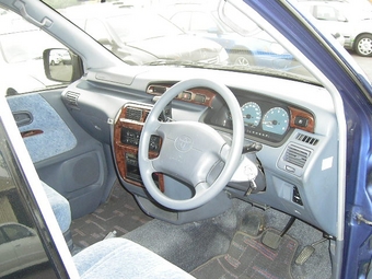 Toyota Town Ace Noah