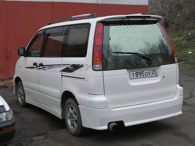 1997 Toyota Town Ace Noah