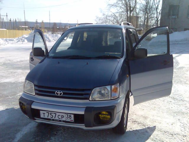 1997 Toyota Town Ace Noah