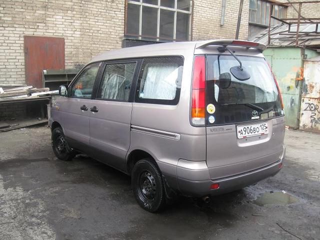 1997 Toyota Town Ace Noah