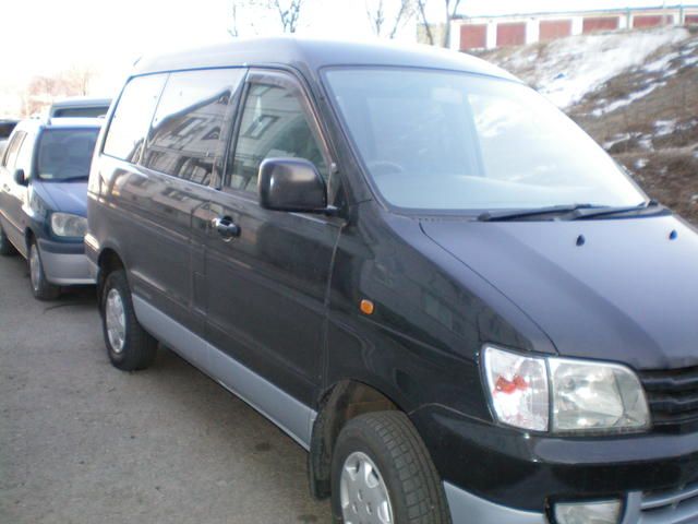 1997 Toyota Town Ace Noah