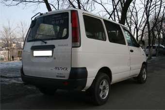 Toyota Town Ace Noah