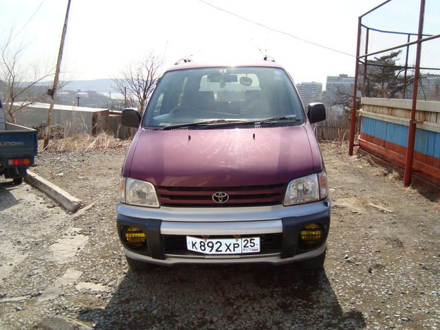 1997 Toyota Town Ace Noah