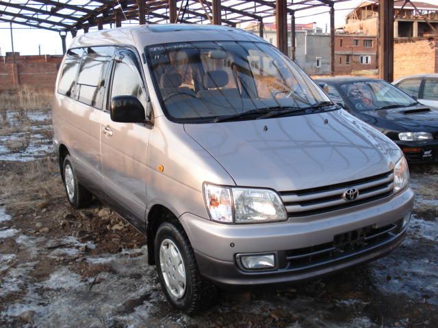 1997 Toyota Town Ace Noah