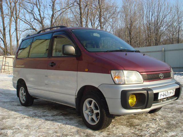 1997 Toyota Town Ace Noah