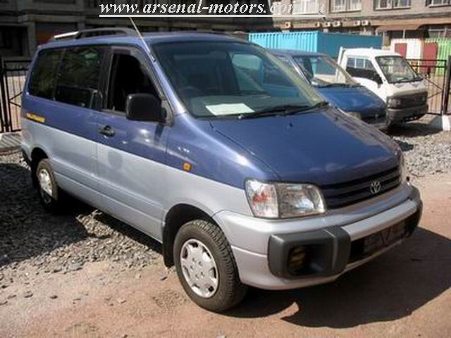 1997 Toyota Town Ace Noah Pics