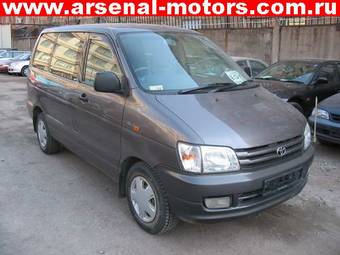 1997 Toyota Town Ace Noah Pictures