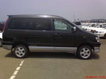 1997 Toyota Town Ace Noah Pictures