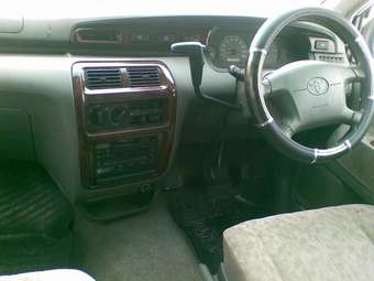 1997 Toyota Town Ace Noah Photos