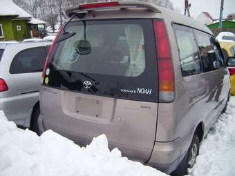 1997 Toyota Town Ace Noah Pictures