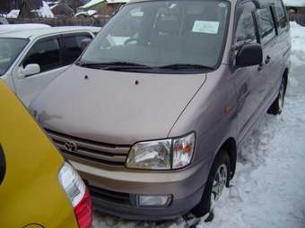 1997 Toyota Town Ace Noah Photos