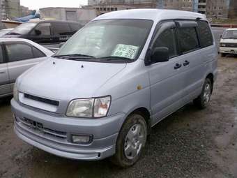 1997 Toyota Town Ace Noah Photos