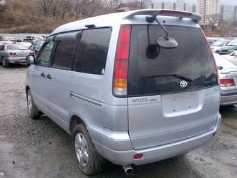 1997 Toyota Town Ace Noah Pictures