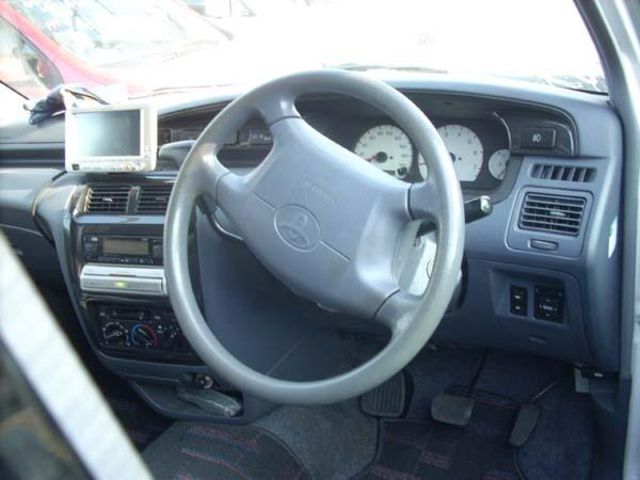 1998 Toyota Town Ace Noah