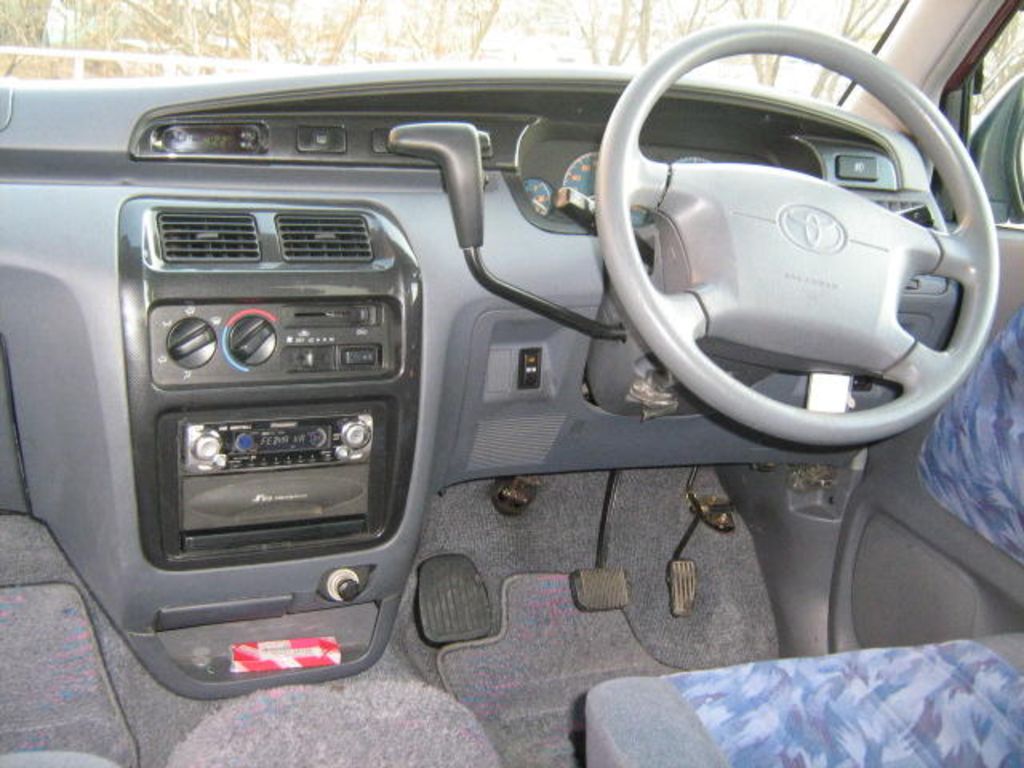 1998 Toyota Town Ace Noah