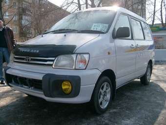 Toyota Town Ace Noah