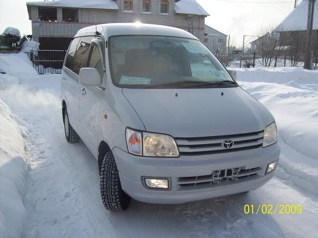 1998 Toyota Town Ace Noah