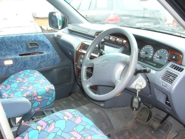 1998 Toyota Town Ace Noah