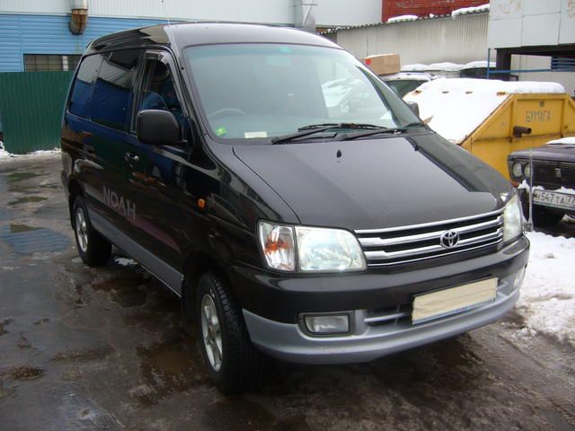 1998 Toyota Town Ace Noah