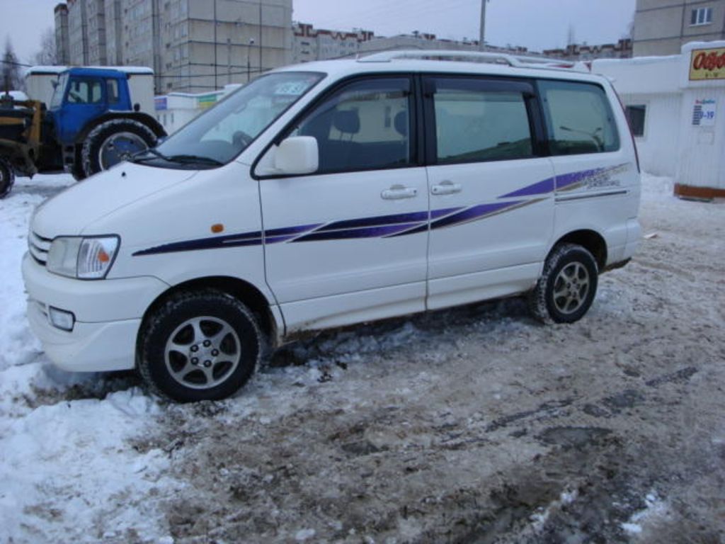 1998 Toyota Town Ace Noah