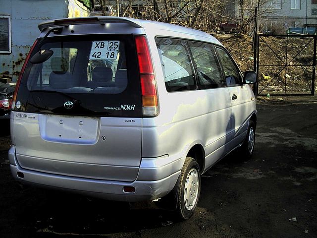 1998 Toyota Town Ace Noah