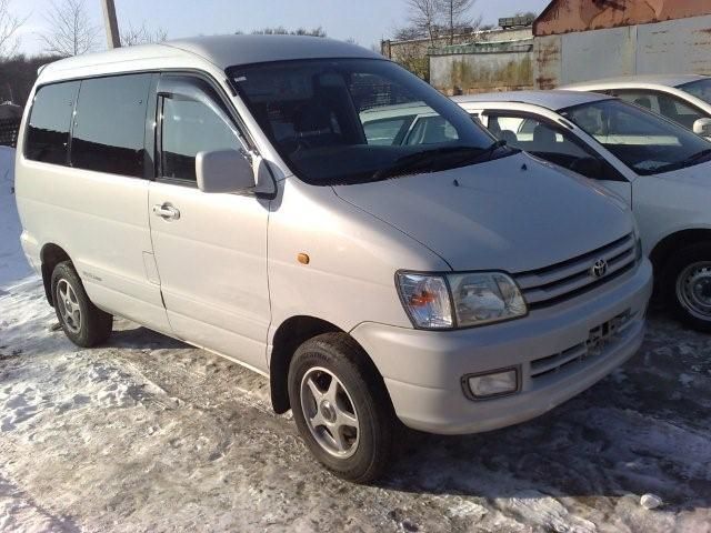 1998 Toyota Town Ace Noah