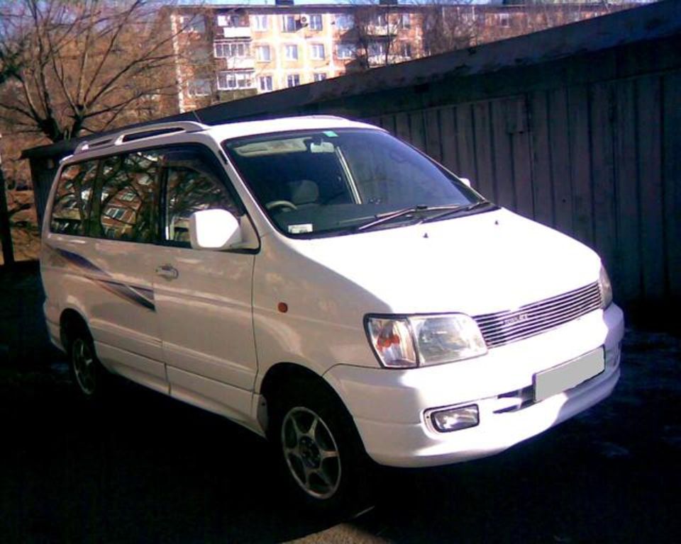 1998 Toyota Town Ace Noah