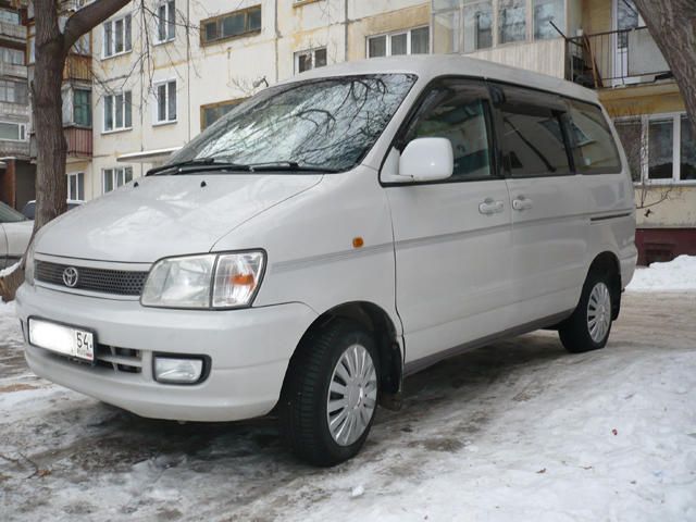 1998 Toyota Town Ace Noah