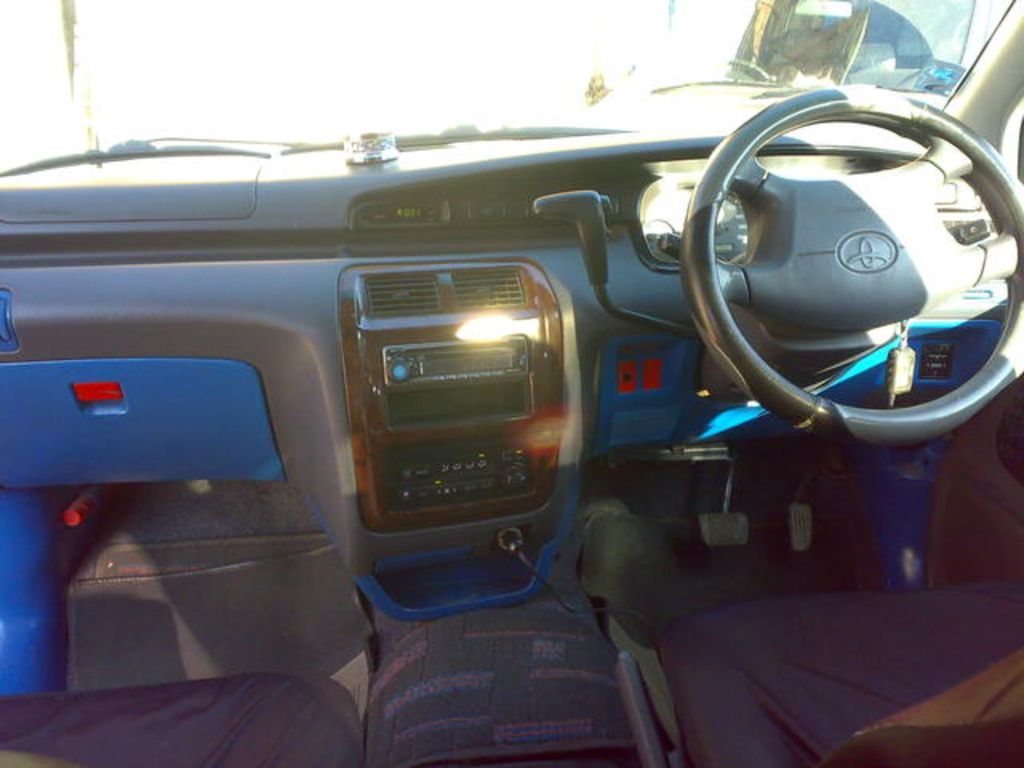 1998 Toyota Town Ace Noah