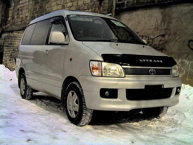 1998 Toyota Town Ace Noah