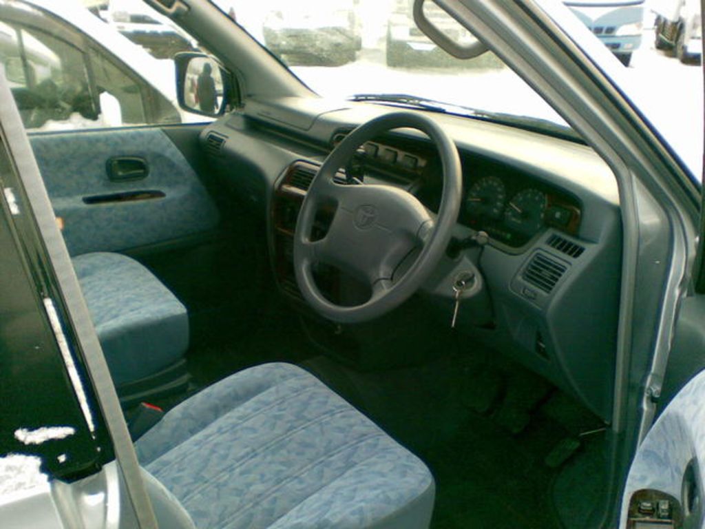 1998 Toyota Town Ace Noah