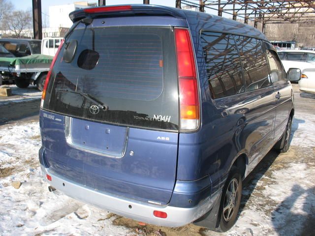 1998 Toyota Town Ace Noah