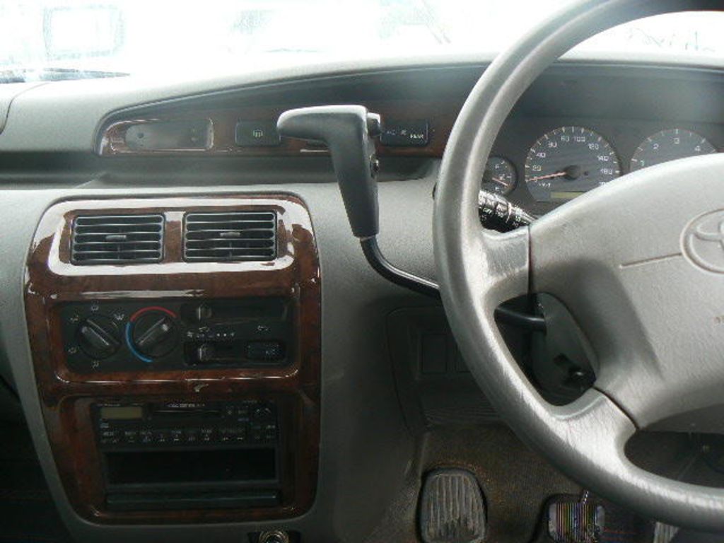 1998 Toyota Town Ace Noah