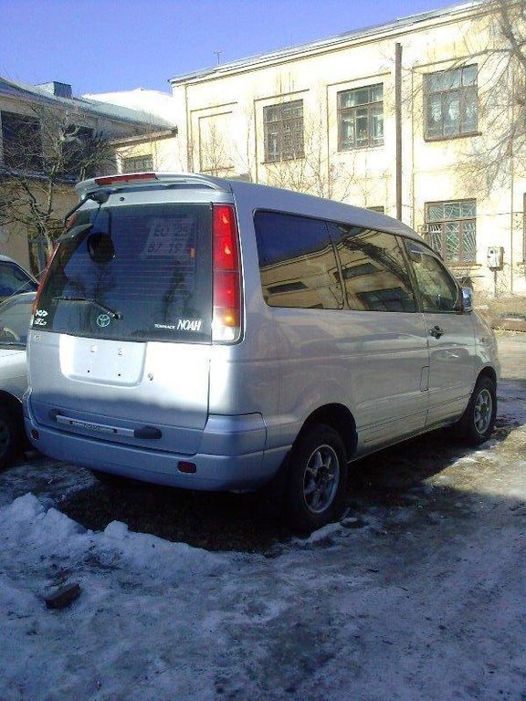 1998 Toyota Town Ace Noah