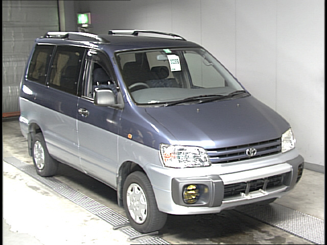 1998 Toyota Town Ace Noah Pictures